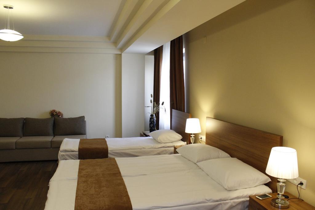 5Th Floor Guest House Yerevan Luaran gambar